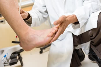 Foot doctor, podiatrist in the Dallas County, TX: Dallas (Garland, Richardson, Addison, Carrollton, Farmers Branch, University Park, Highland Park, Irving, Cockrell Hill, Duncanville, Hutchins, Lancaster, DeSoto, Cedar Hill, Grand Prairie, Glenn Heights) and Ellis County, TX: Red Oak, Oak Leaf, Ovilla areas